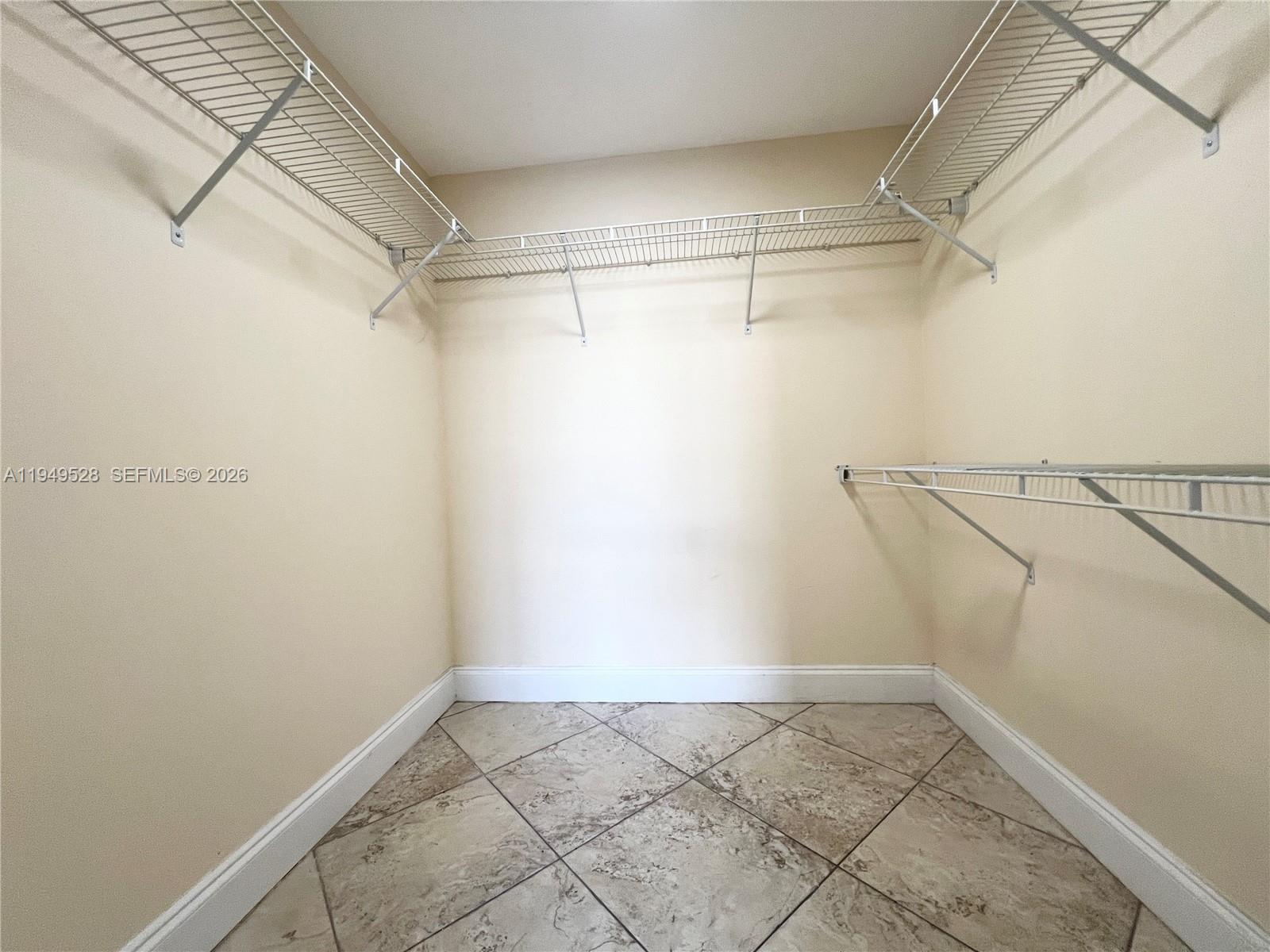 Photo of 1833 Ocean Dr  #1109, Hallandale Beach, Florida, 33009 - 