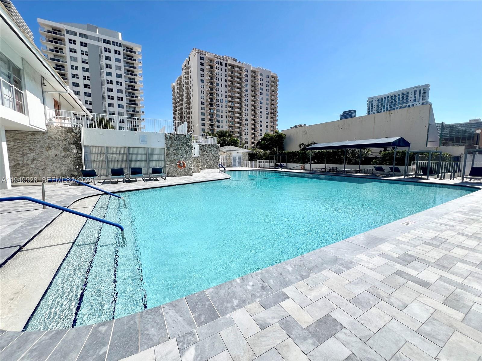 Photo of 1833 Ocean Dr  #1109, Hallandale Beach, Florida, 33009 - 