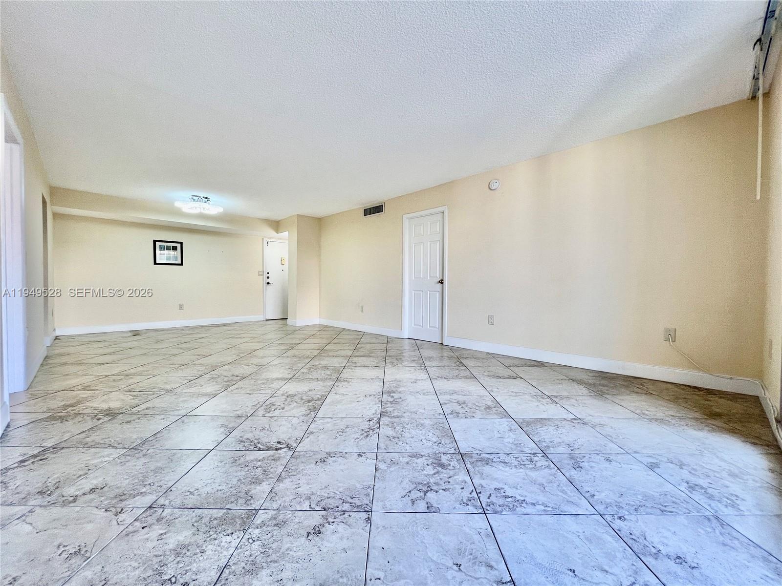 Photo of 1833 Ocean Dr  #1109, Hallandale Beach, Florida, 33009 - 