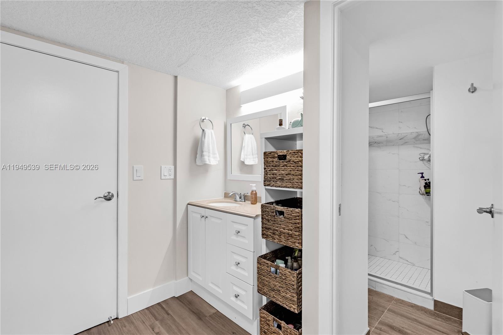 Photo of 20301 Country Club Dr  #1623, Aventura, Florida, 33180 - 