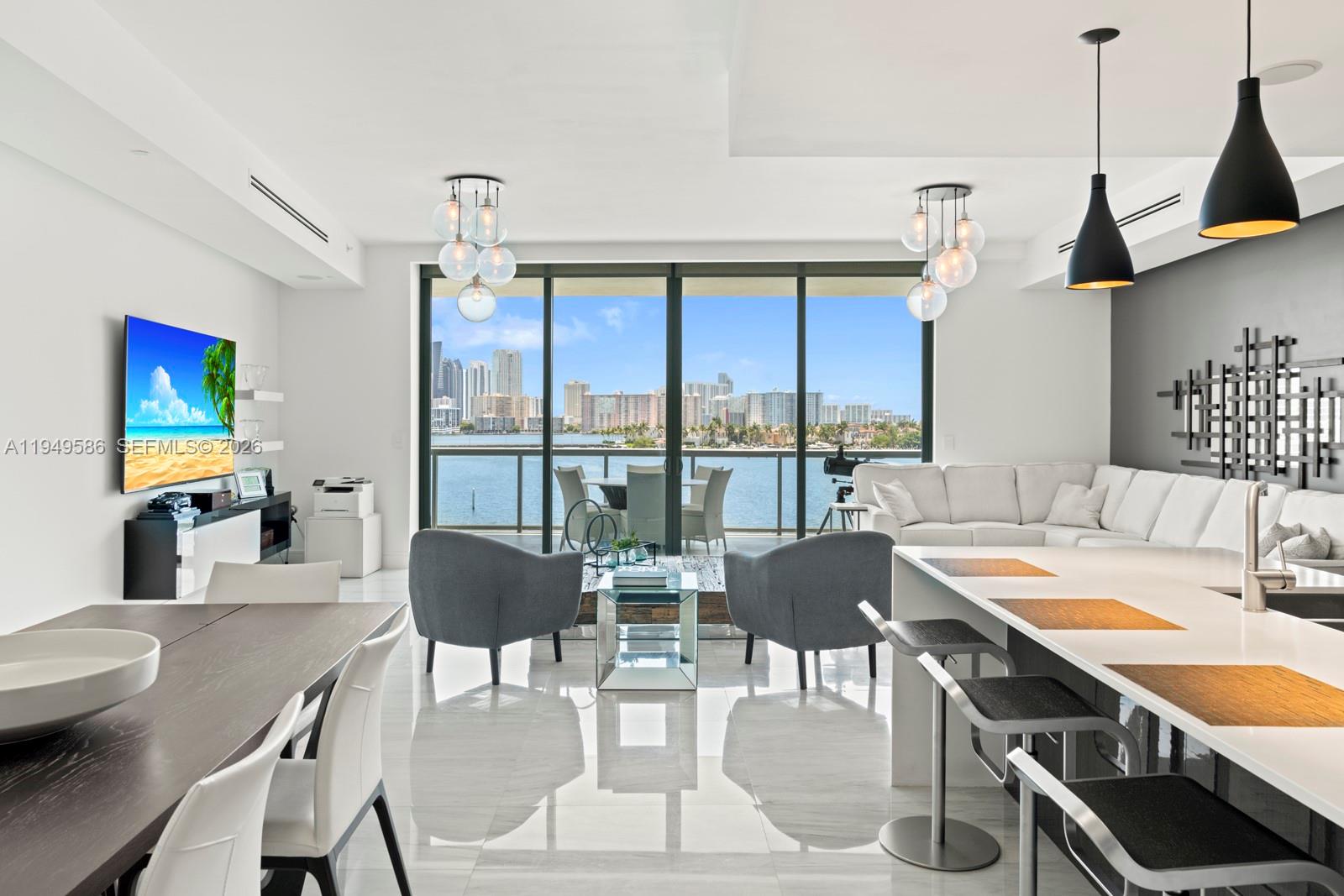 Photo of 3300 188th St  #414, Aventura, Florida, 33180 - 