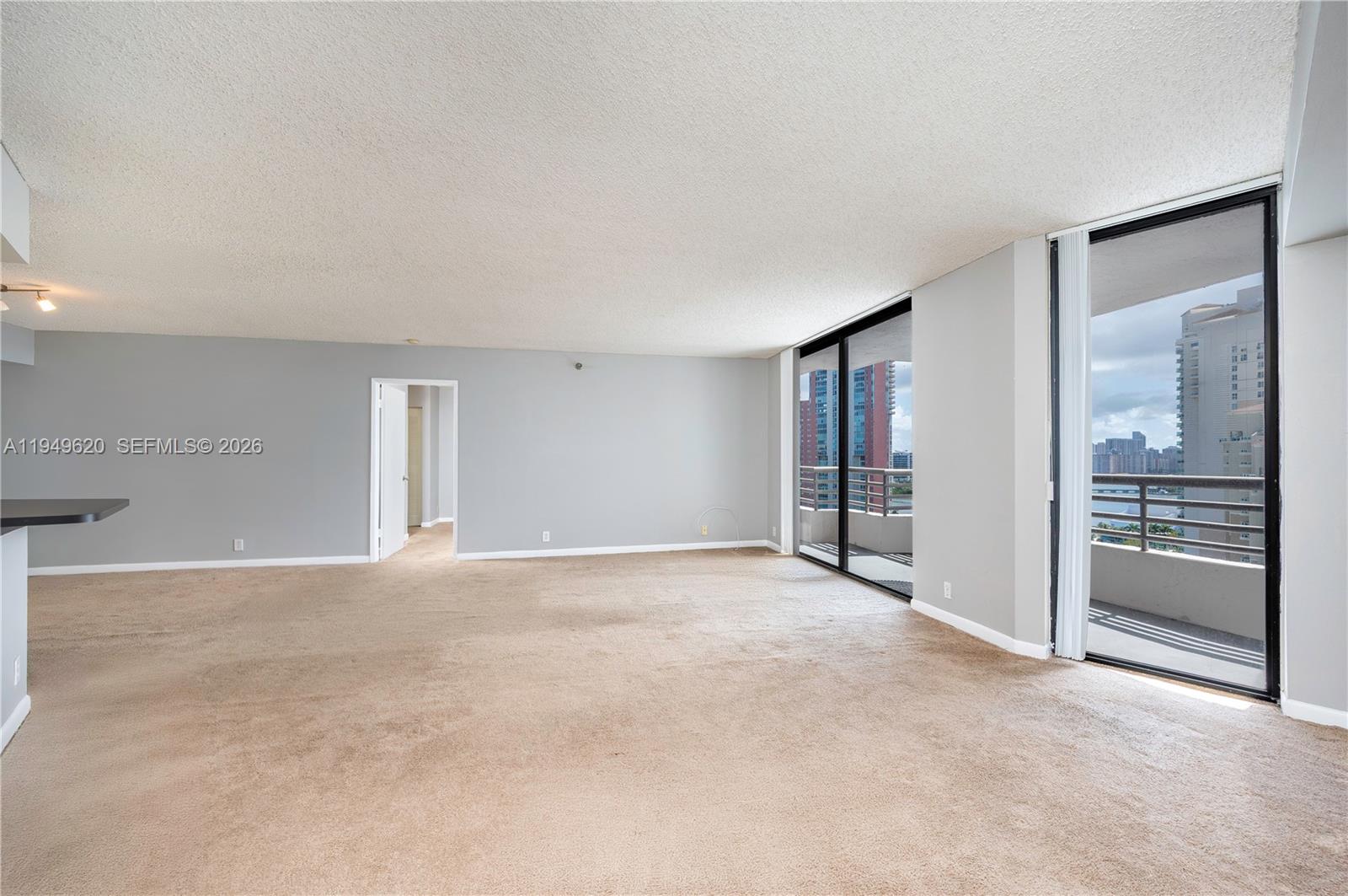 Photo of 3300 191st St  #1915, Aventura, Florida, 33180 - 