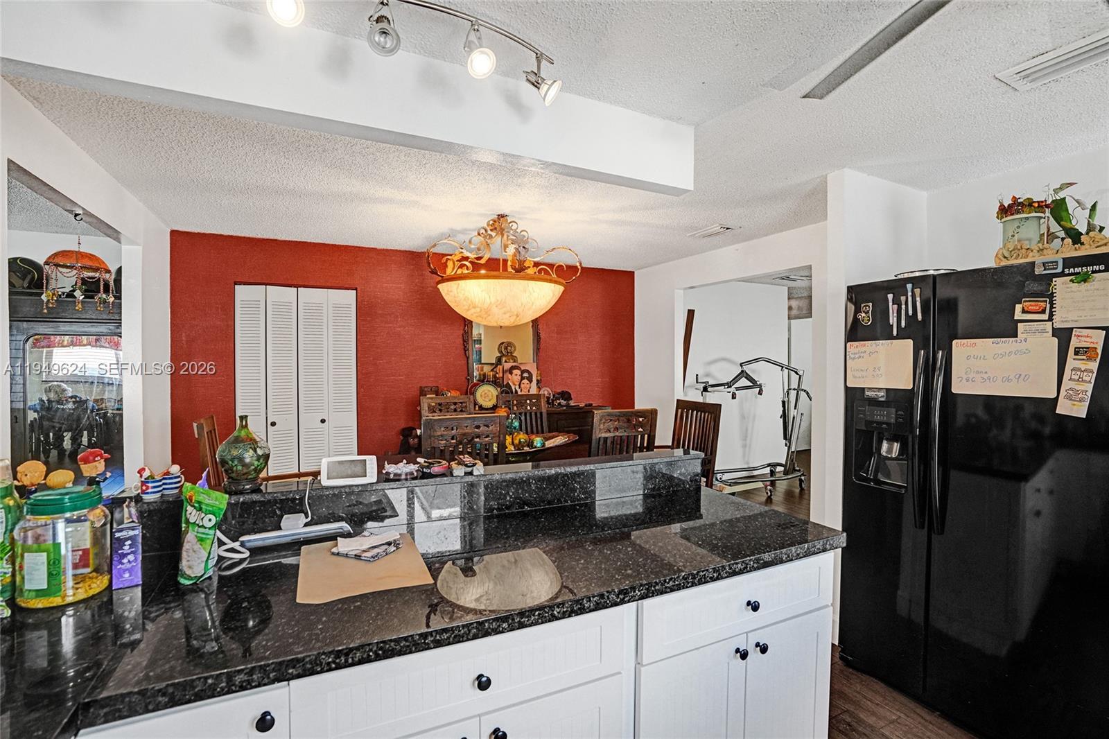   /  2487 sq. ft. $ 2026-01-21 0 Photo