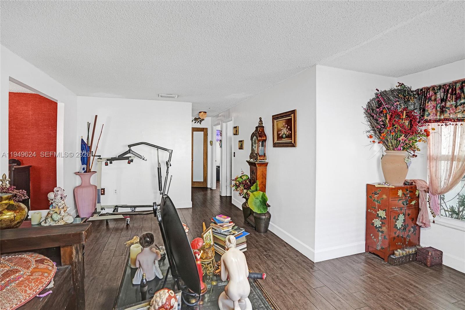   /  2487 sq. ft. $ 2026-01-21 0 Photo