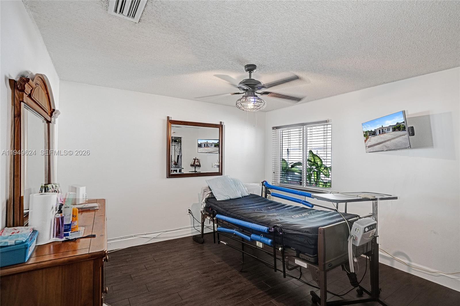   /  2487 sq. ft. $ 2026-01-21 0 Photo