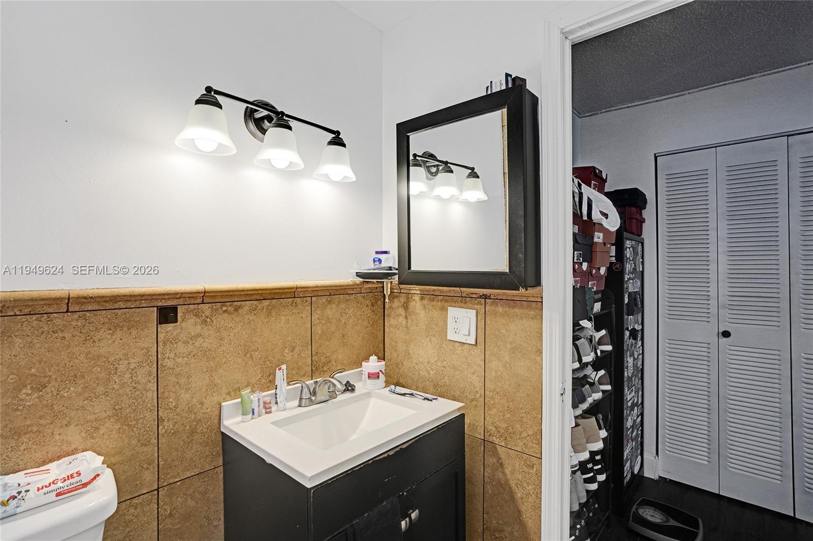   /  2487 sq. ft. $ 2026-01-21 0 Photo