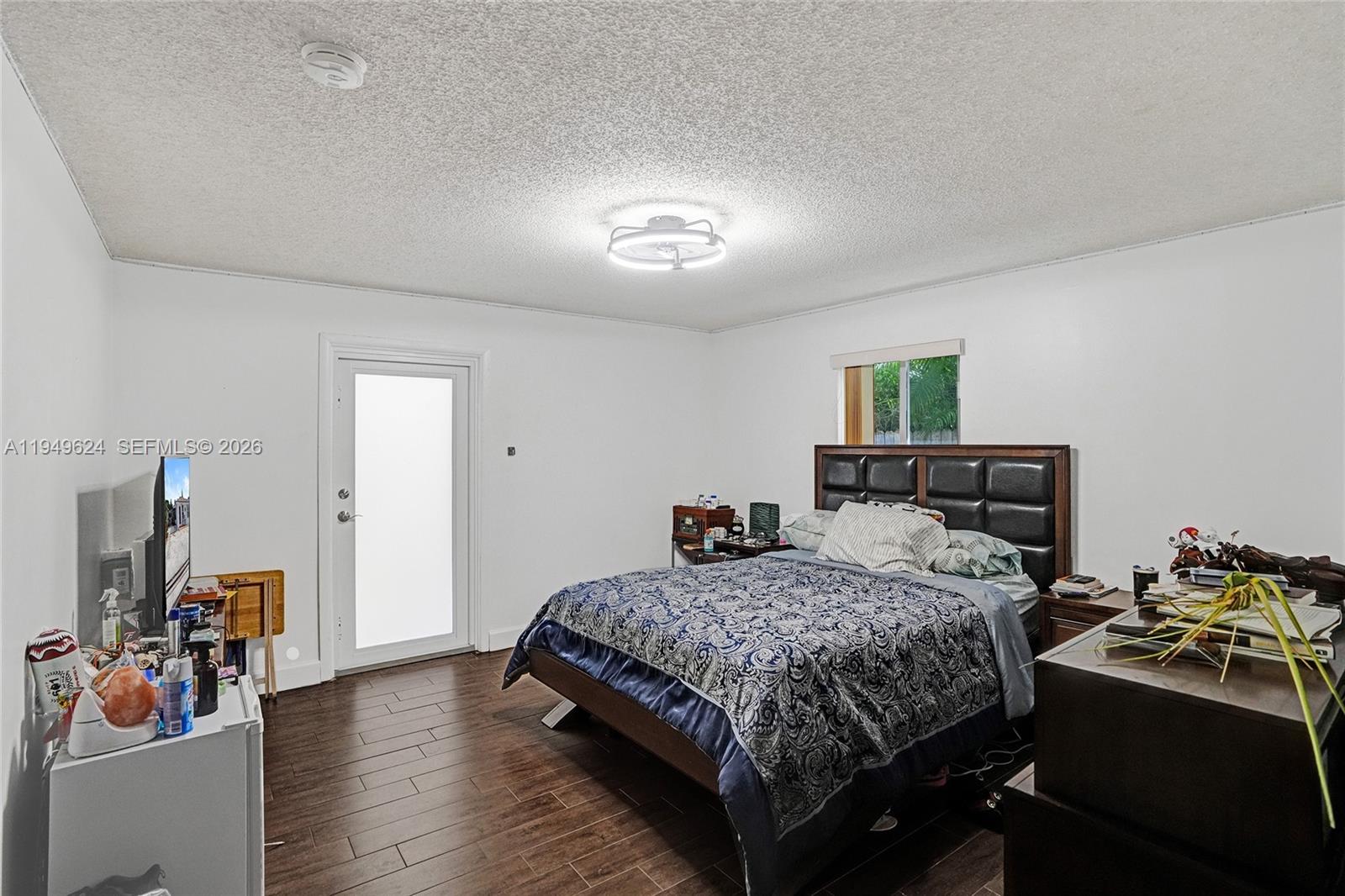   /  2487 sq. ft. $ 2026-01-21 0 Photo