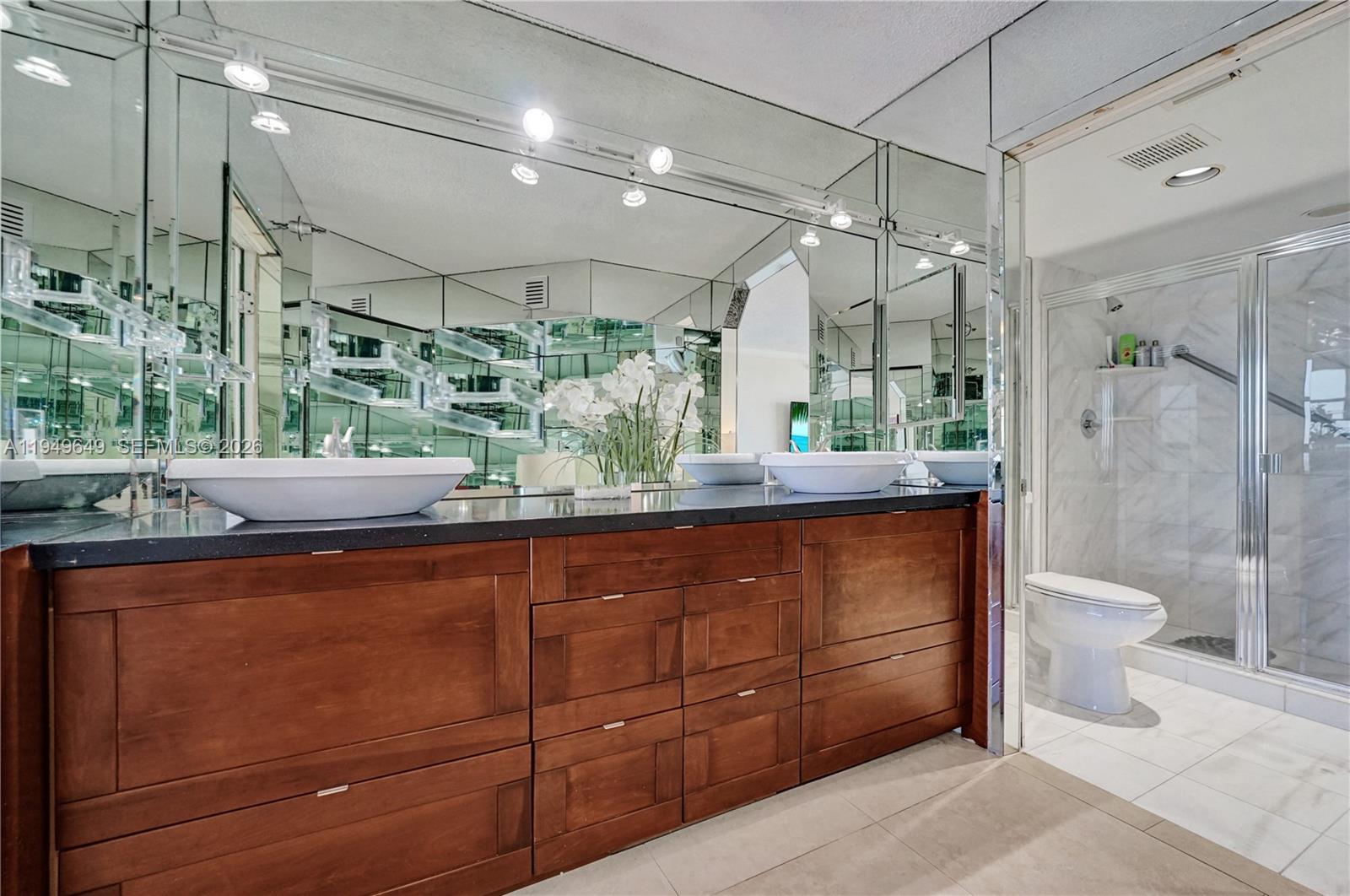 Photo of 3500 Mystic Pointe Dr  #3601, Aventura, Florida, 33180 - 