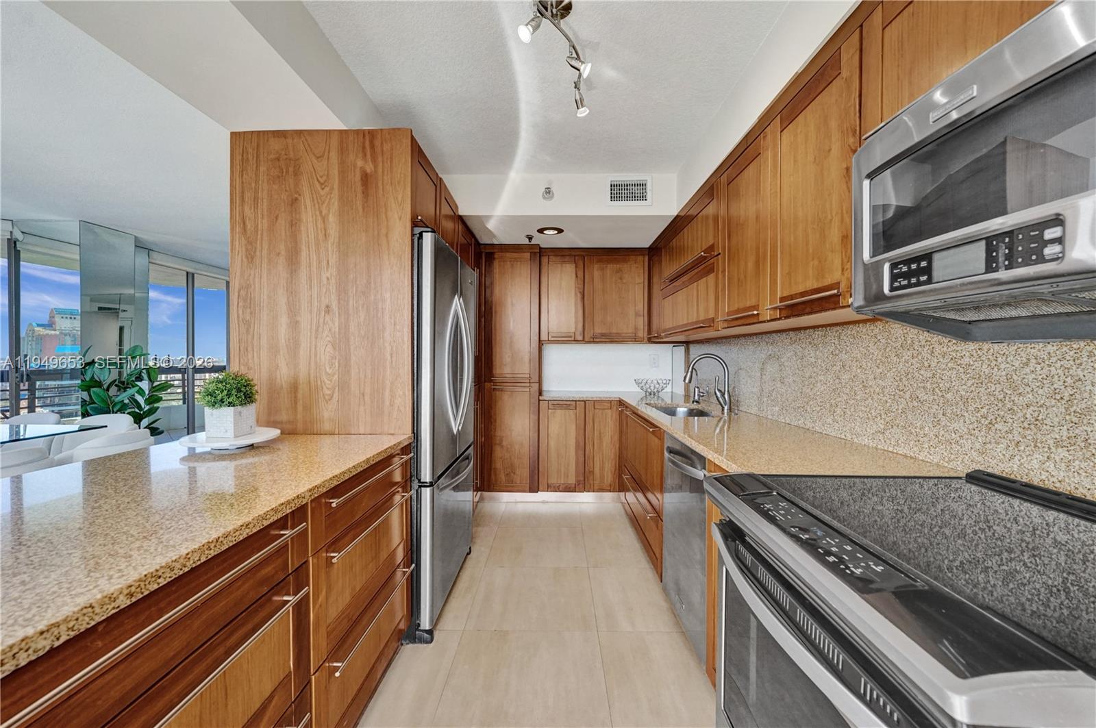 Photo of 3500 Mystic Pointe Dr  #3601, Aventura, Florida, 33180 - 