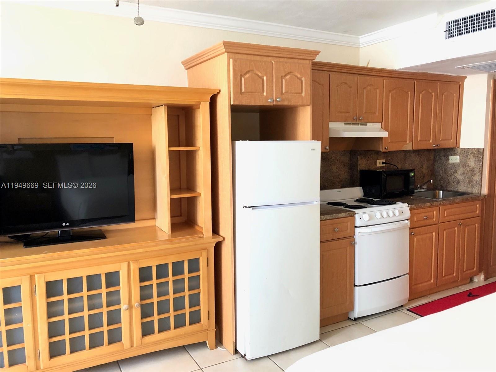 Photo of 19201 Collins Ave  #823, Sunny Isles Beach, Florida, 33160 - 