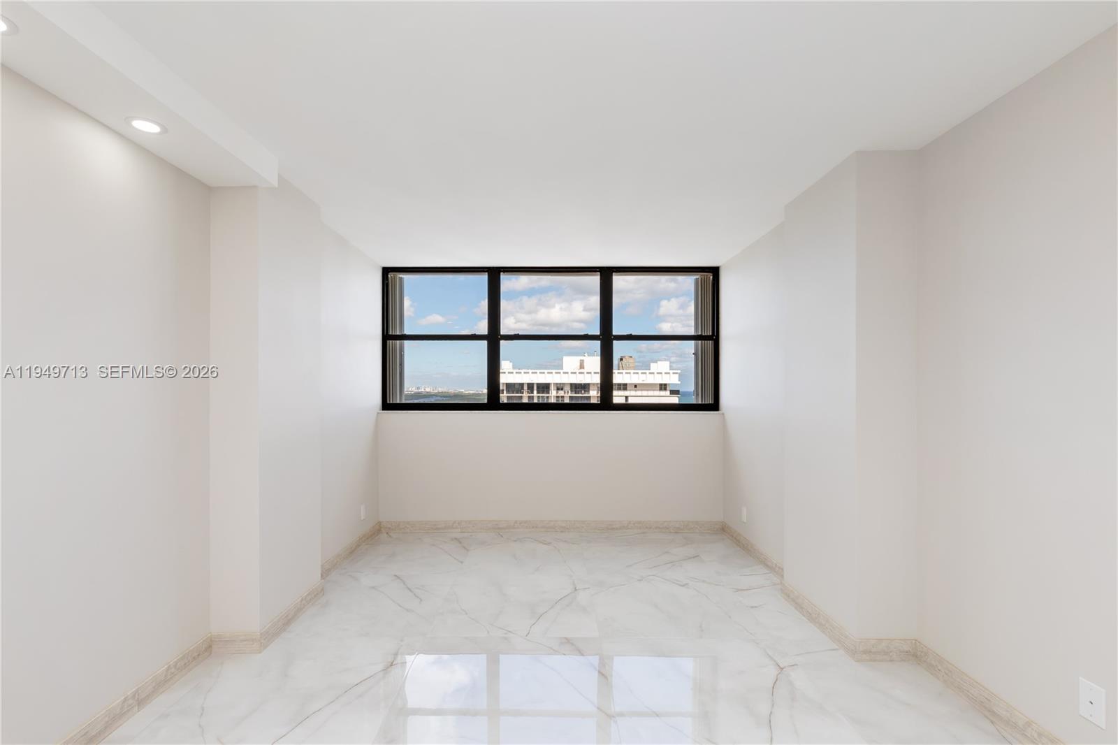 Photo of 2401 Ocean Dr  #PH-A4, Hollywood, Florida, 33019 - 