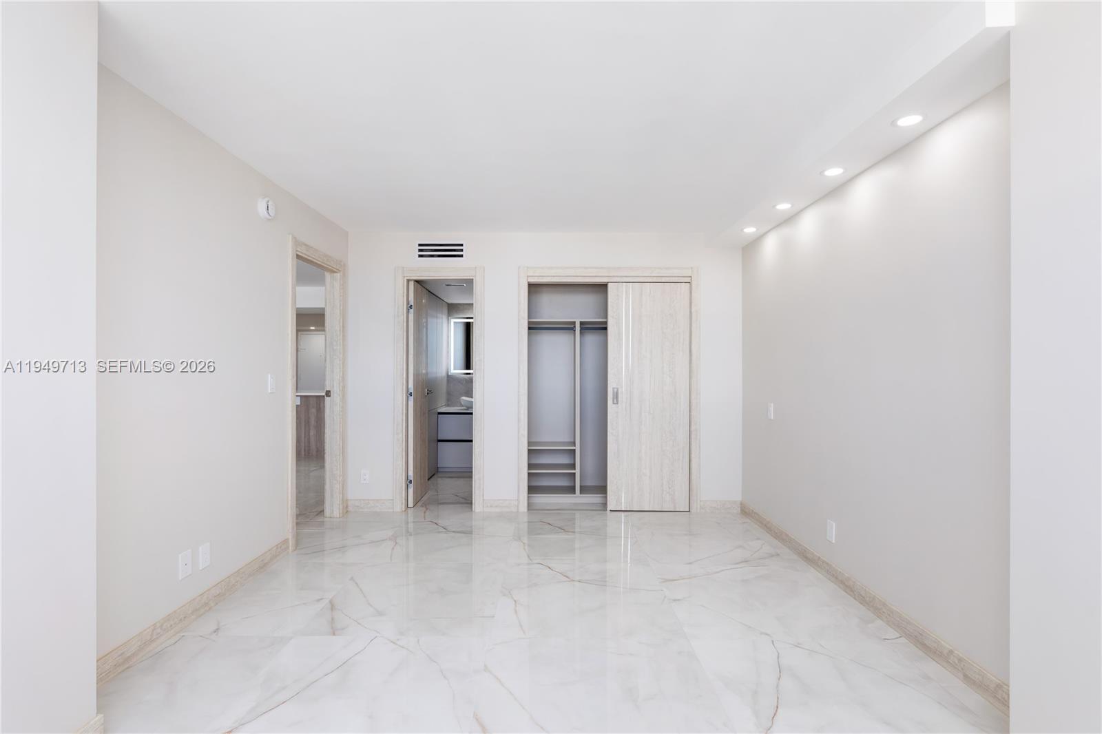 Photo of 2401 Ocean Dr  #PH-A4, Hollywood, Florida, 33019 - 