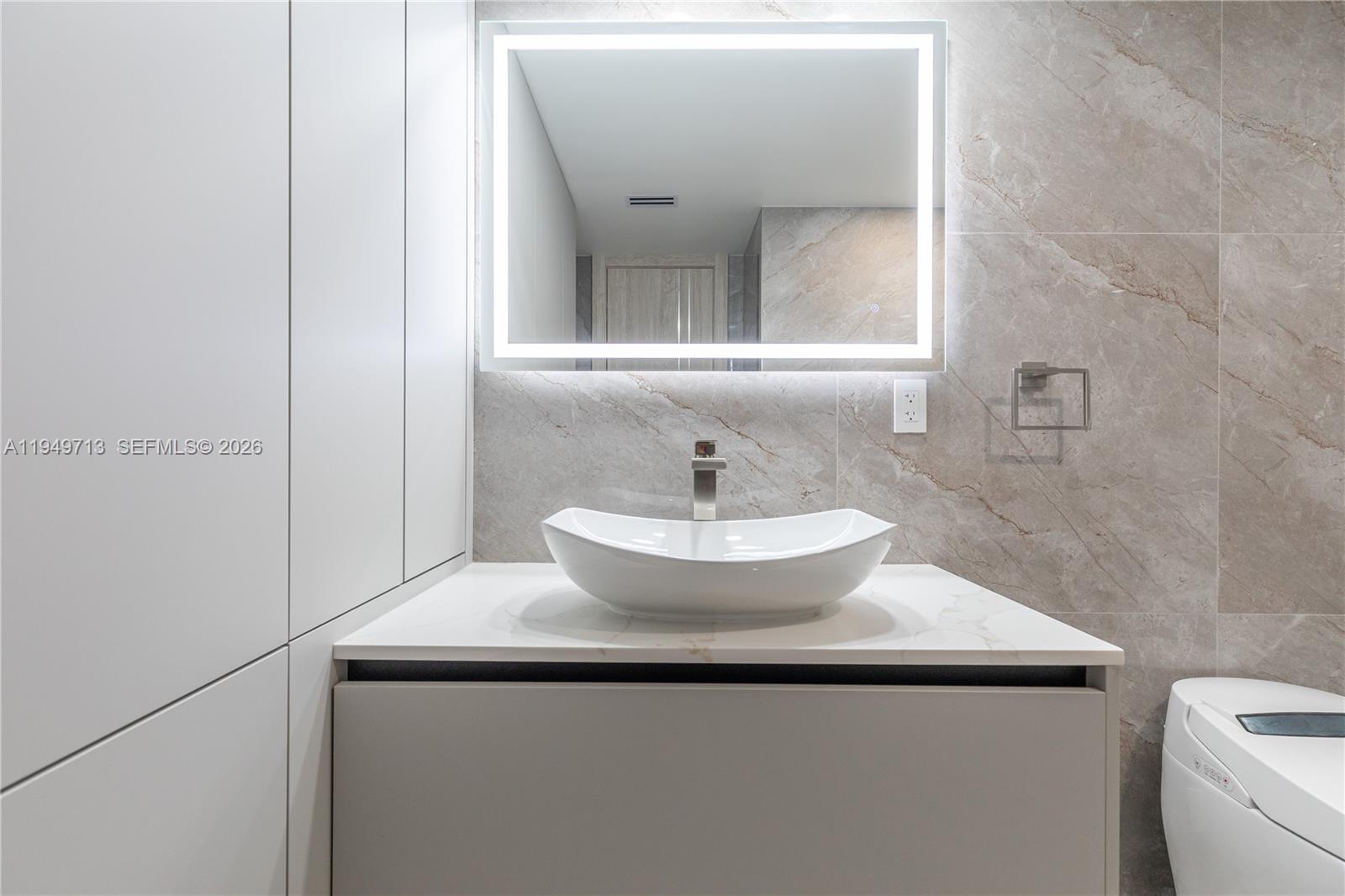 Photo of 2401 Ocean Dr  #PH-A4, Hollywood, Florida, 33019 - 