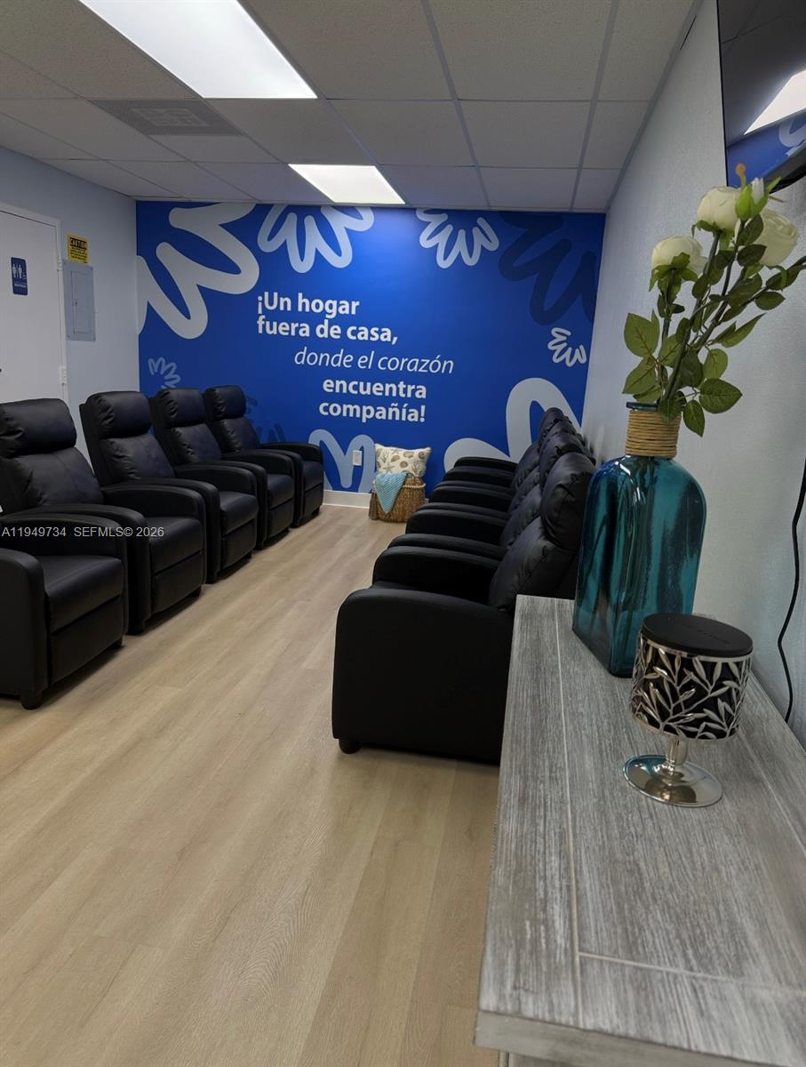   /   sq. ft. $ 2026-01-21 0 foto