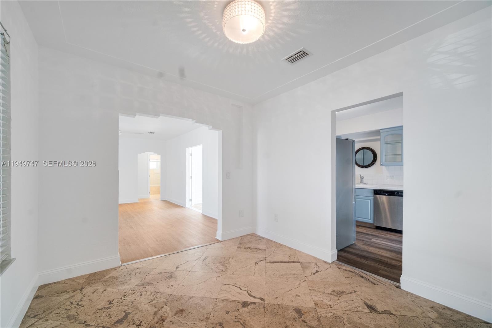   /  4306 sq. ft. $ 2026-01-21 0 Photo