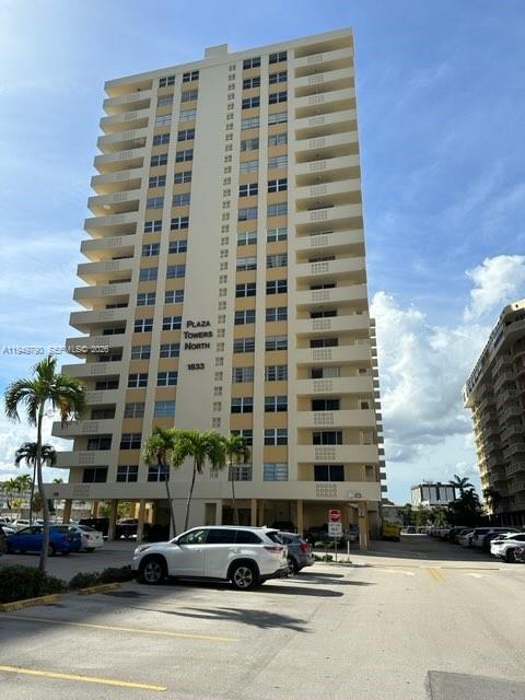 Photo of 1833 Ocean Dr  #607, Hallandale Beach, Florida, 33009 - 