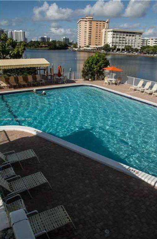 Photo of 1833 Ocean Dr  #607, Hallandale Beach, Florida, 33009 - 