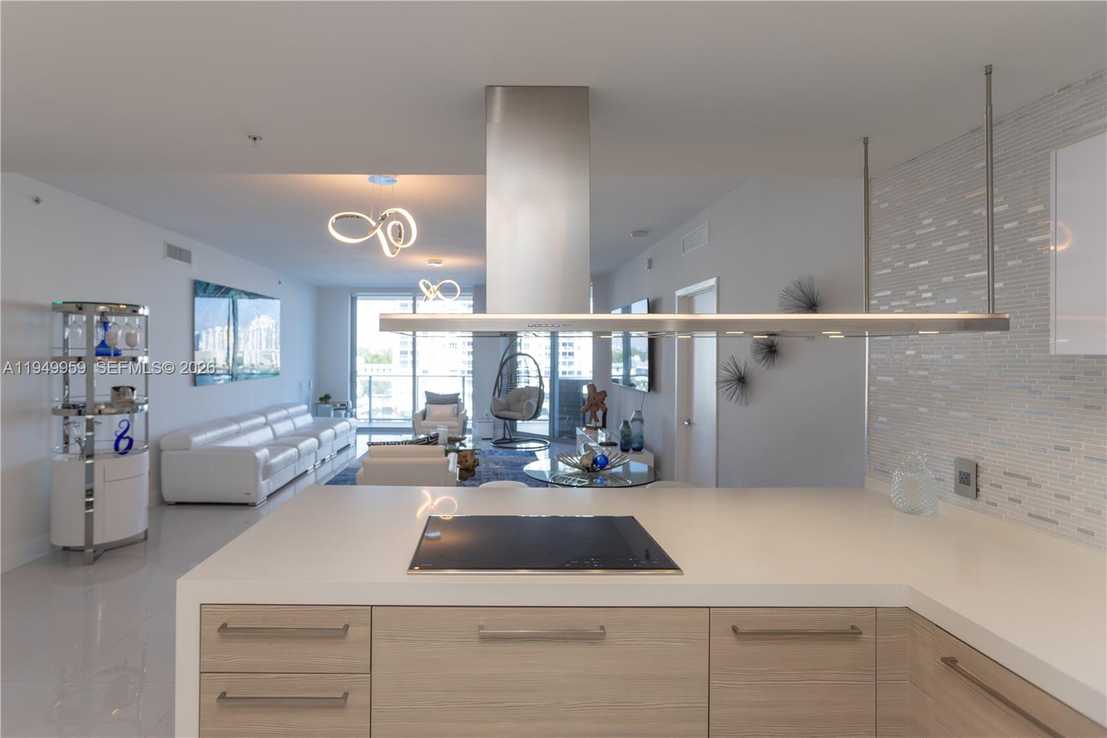 Photo of 17111 Biscayne Blvd  #505, North Miami Beach, Florida, 33160 - 