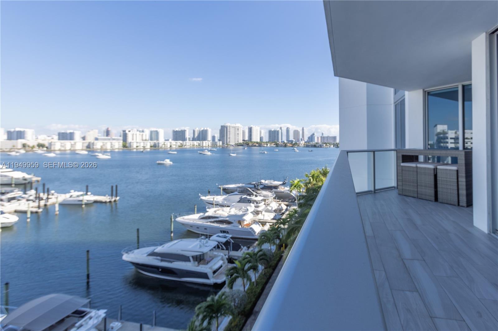 Photo of 17111 Biscayne Blvd  #505, North Miami Beach, Florida, 33160 - 