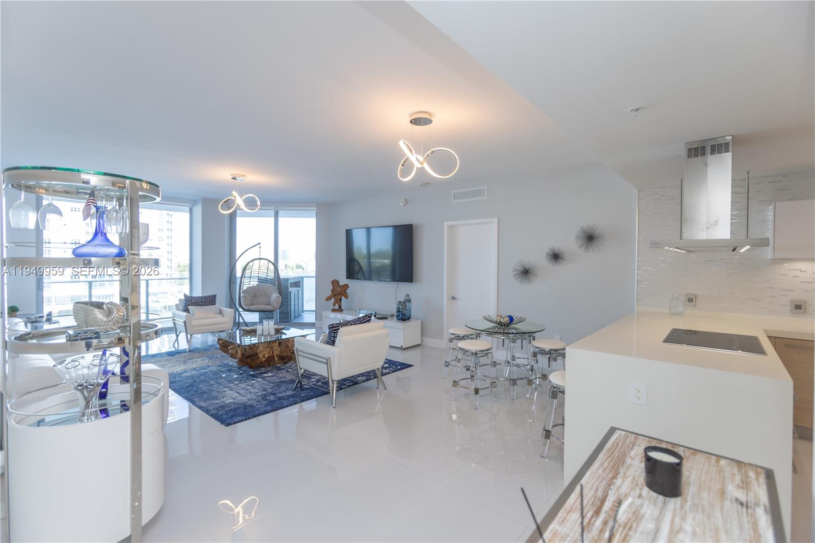 Photo of 17111 Biscayne Blvd  #505, North Miami Beach, Florida, 33160 - 