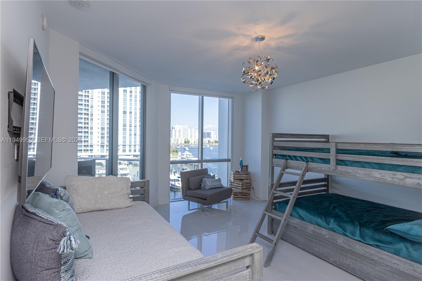 Photo of 17111 Biscayne Blvd  #505, North Miami Beach, Florida, 33160 - 