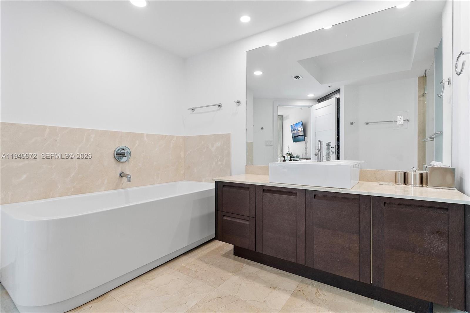 Photo of 200 Sunny Isles Blvd  #2-1605, Sunny Isles Beach, Florida, 33160 - 