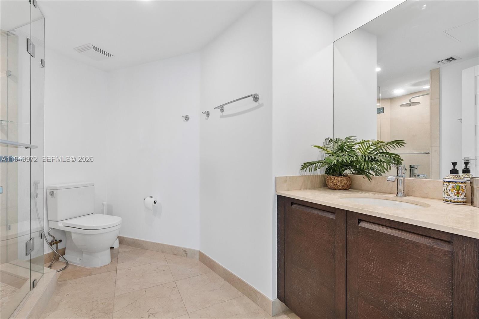 Photo of 200 Sunny Isles Blvd  #2-1605, Sunny Isles Beach, Florida, 33160 - 