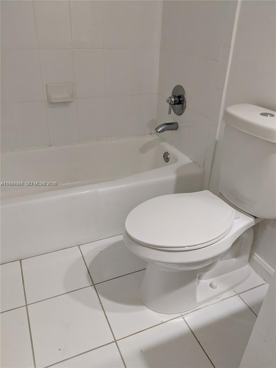 Photo of 3000 Ocean Dr  #1412, Hollywood, Florida, 33019 - 