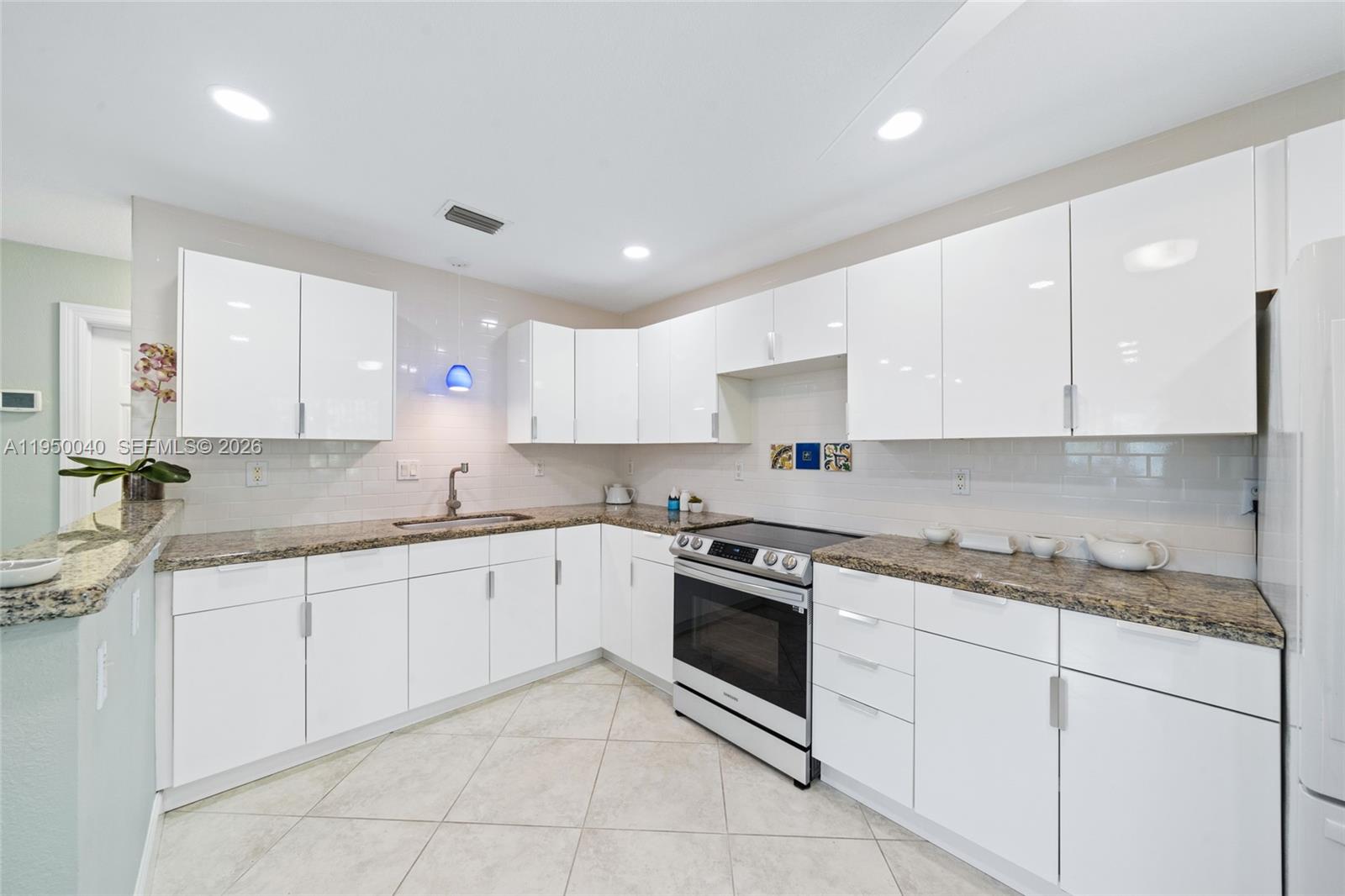   /  2447 sq. ft. $ 2026-01-21 0 Photo