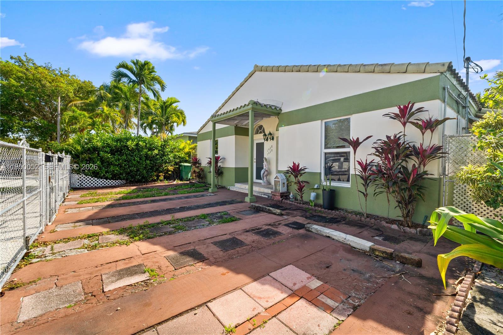   /  2420 sq. ft. $ 2026-01-21 0 Photo