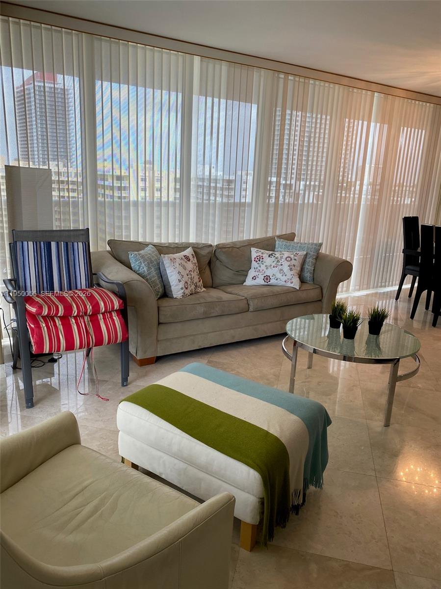 1106 2 / 2 1458 sq. ft. $ 2026-01-21 0 foto