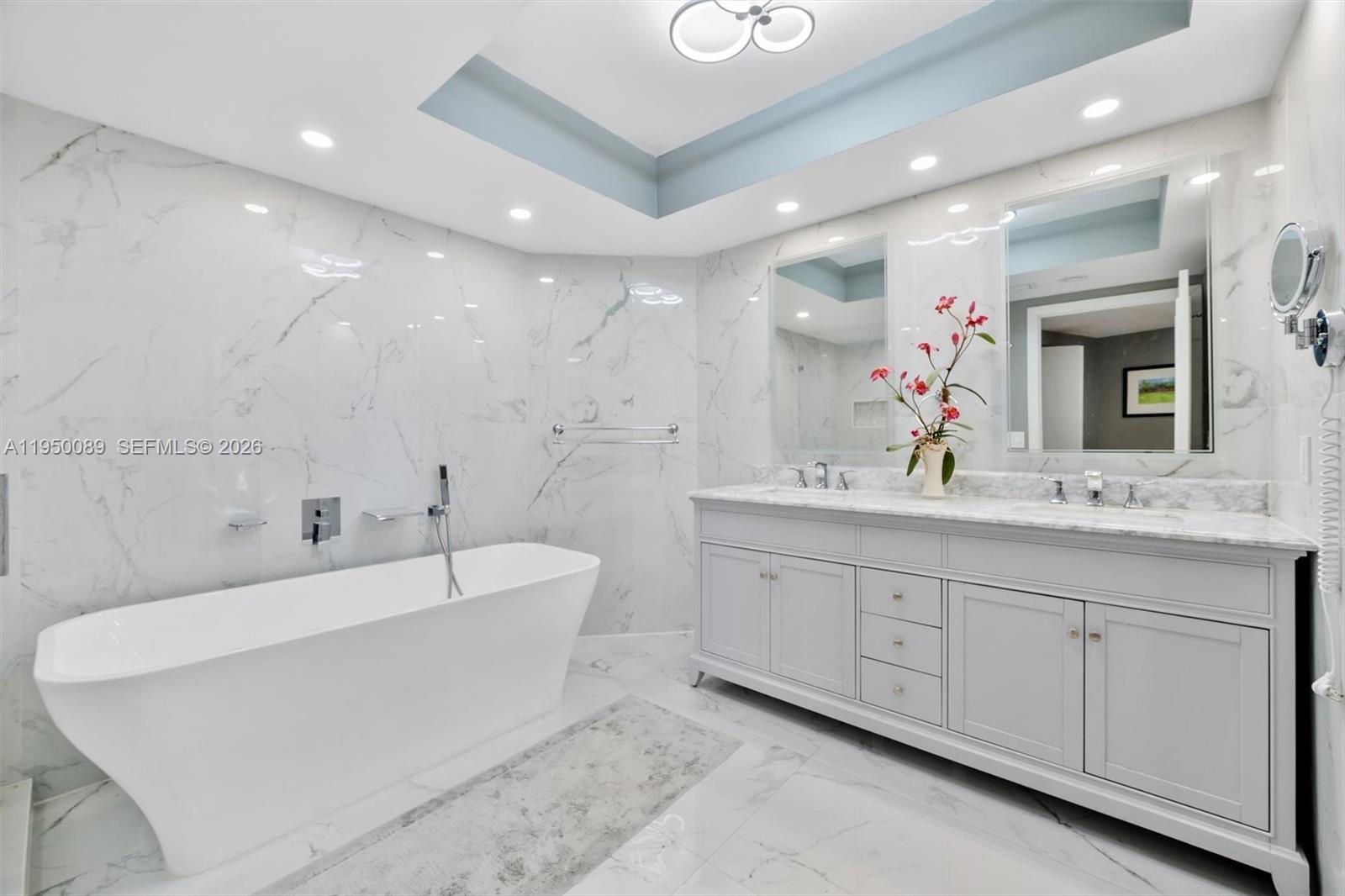 803 3 / 3 1840 sq. ft. $ 2026-01-21 0 Photo