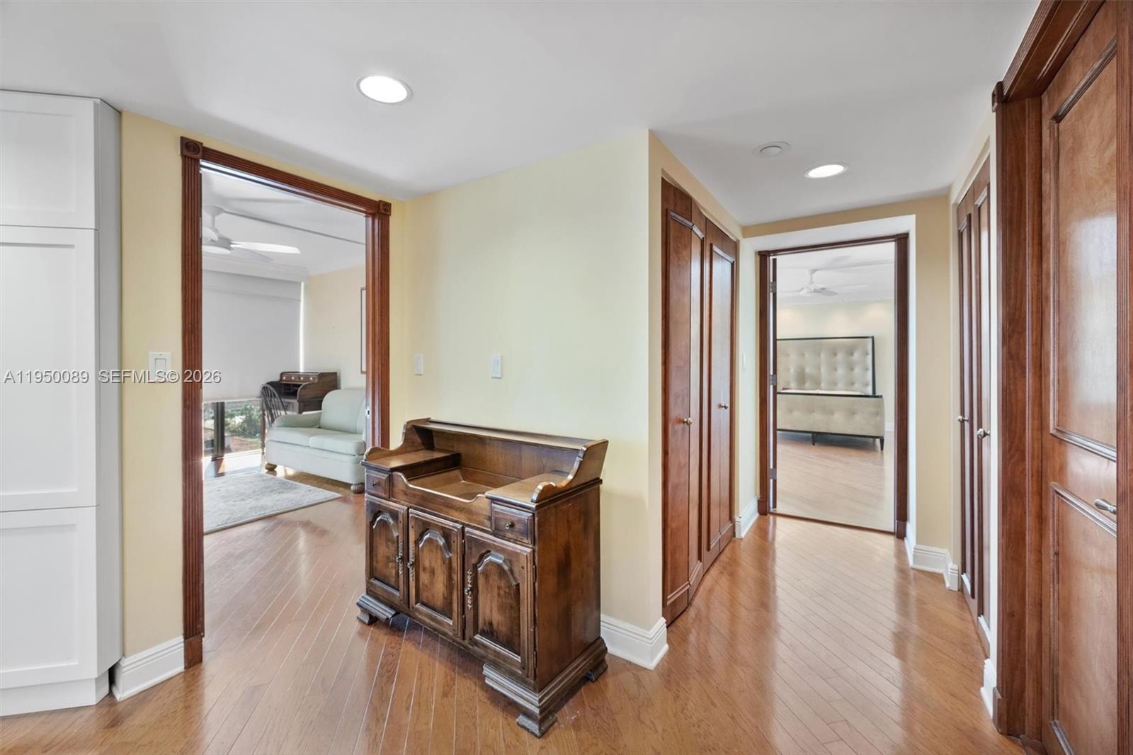 803 3 / 3 1840 sq. ft. $ 2026-01-21 0 Photo