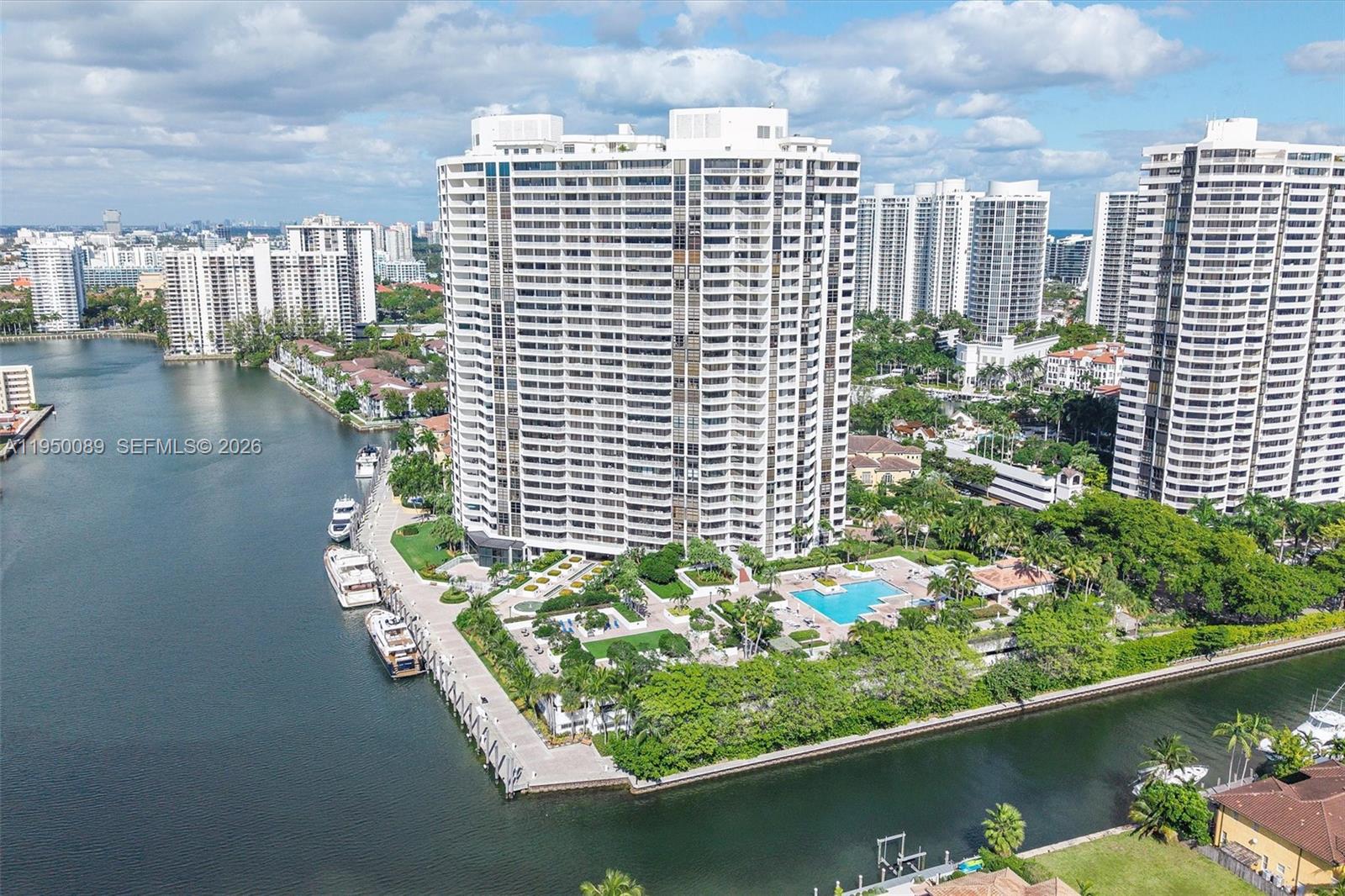 803 3 / 3 1840 sq. ft. $ 2026-01-21 0 Photo