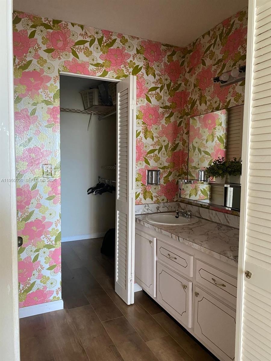 Photo of 1825 Ocean Dr  #707, Hallandale Beach, Florida, 33009 - 