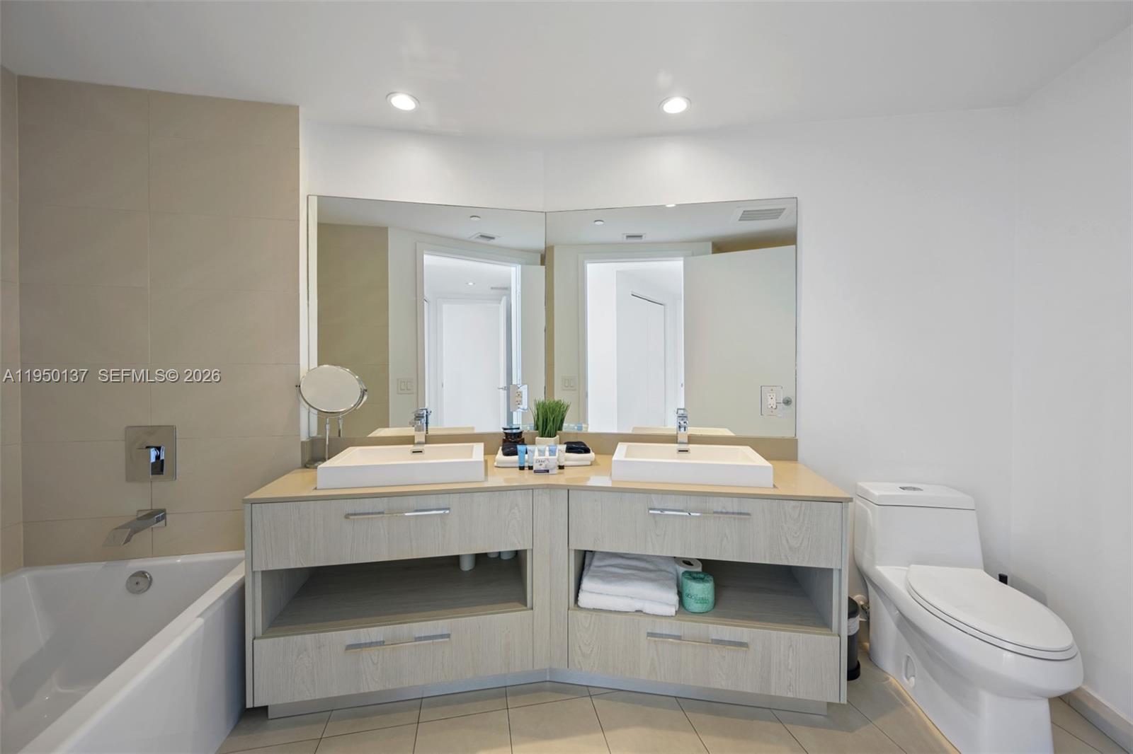 3002 2 / 2 1145 sq. ft. $ 2026-01-21 0 Photo