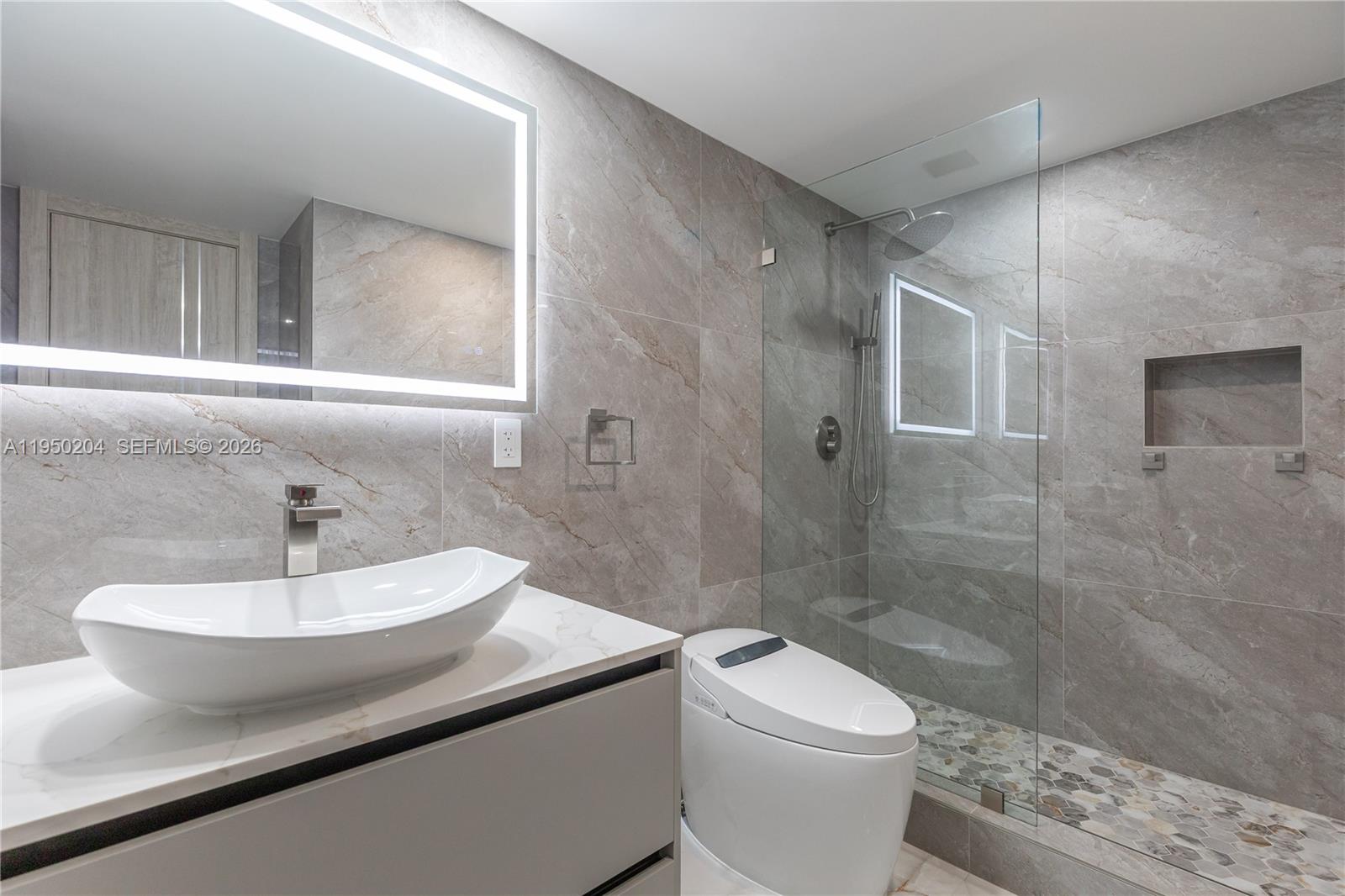 Photo of 2401 Ocean Dr  #PH-A4, Hollywood, Florida, 33019 - 