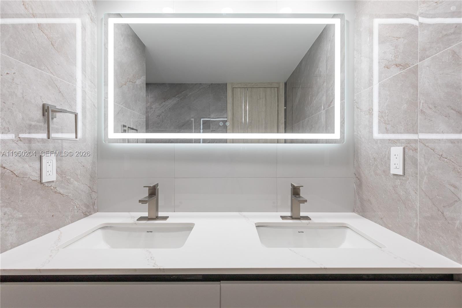 Photo of 2401 Ocean Dr  #PH-A4, Hollywood, Florida, 33019 - 