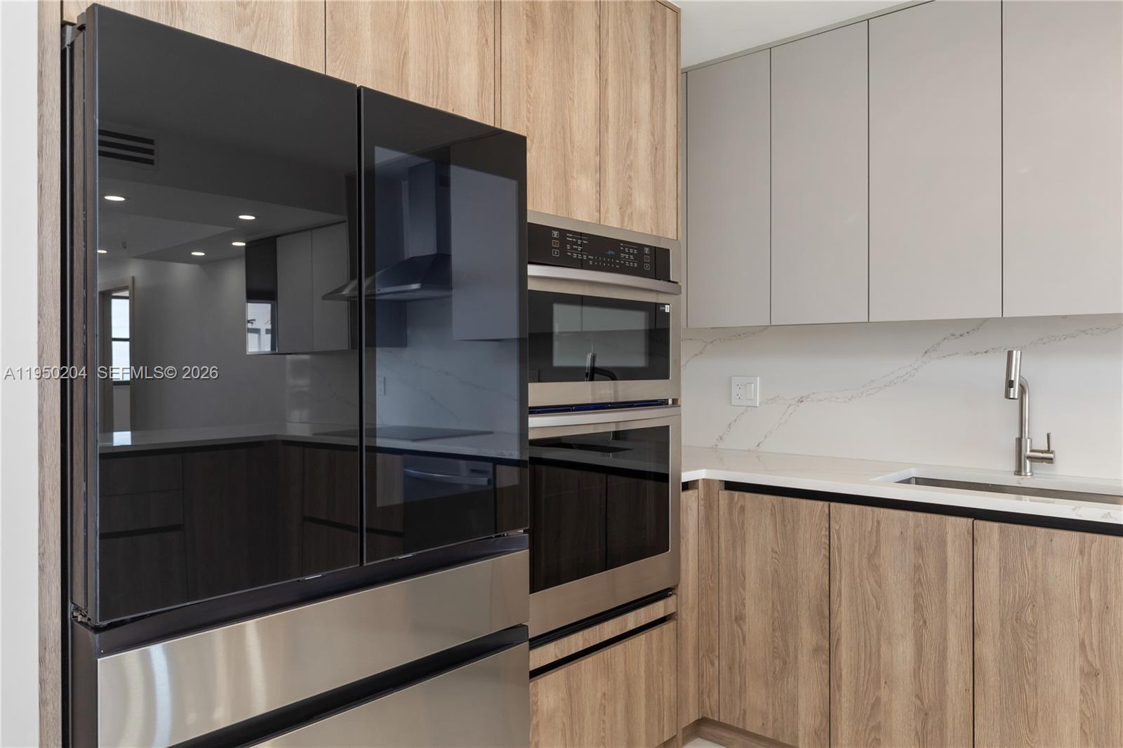 Photo of 2401 Ocean Dr  #PH-A4, Hollywood, Florida, 33019 - 