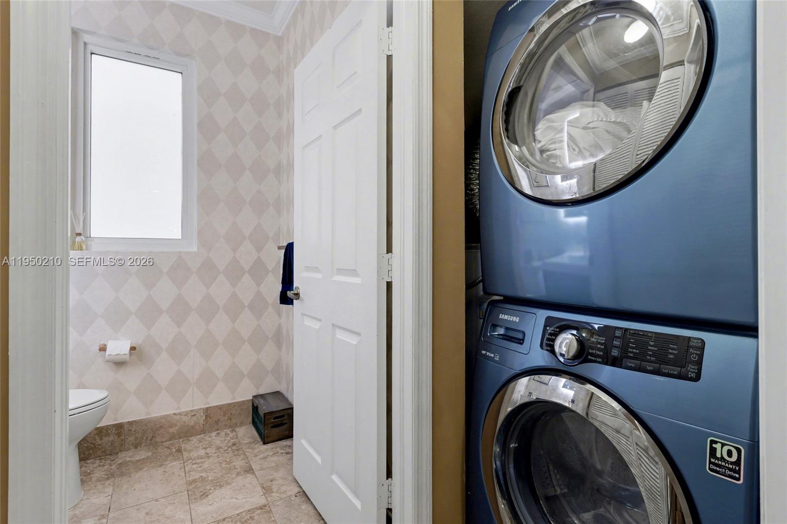 Photo of 1140 Canella Ln  (1140), Hollywood, Florida, 33019 - 