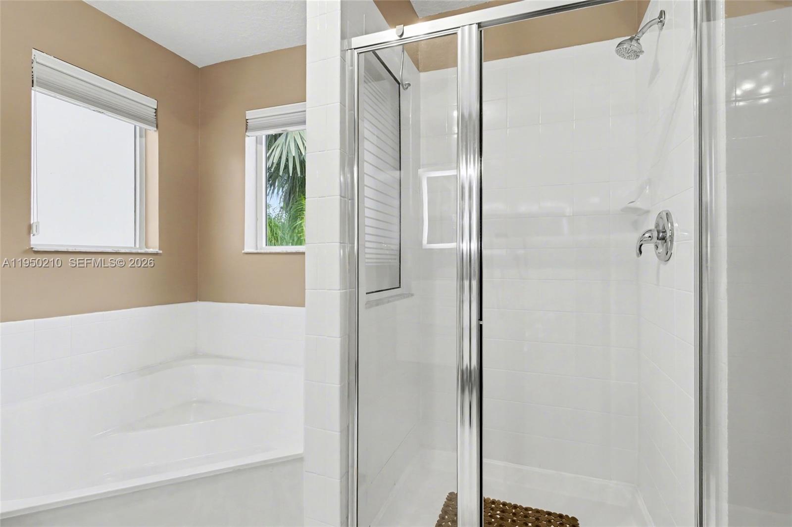 Photo of 1140 Canella Ln  (1140), Hollywood, Florida, 33019 - 