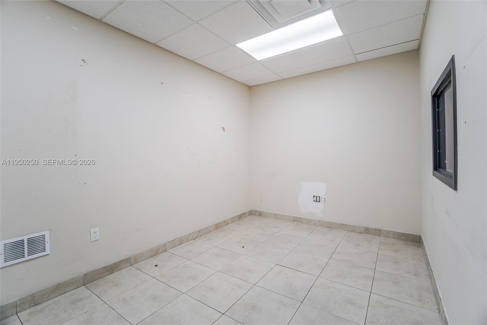   /   sq. ft. $ 2026-01-21 0 Photo