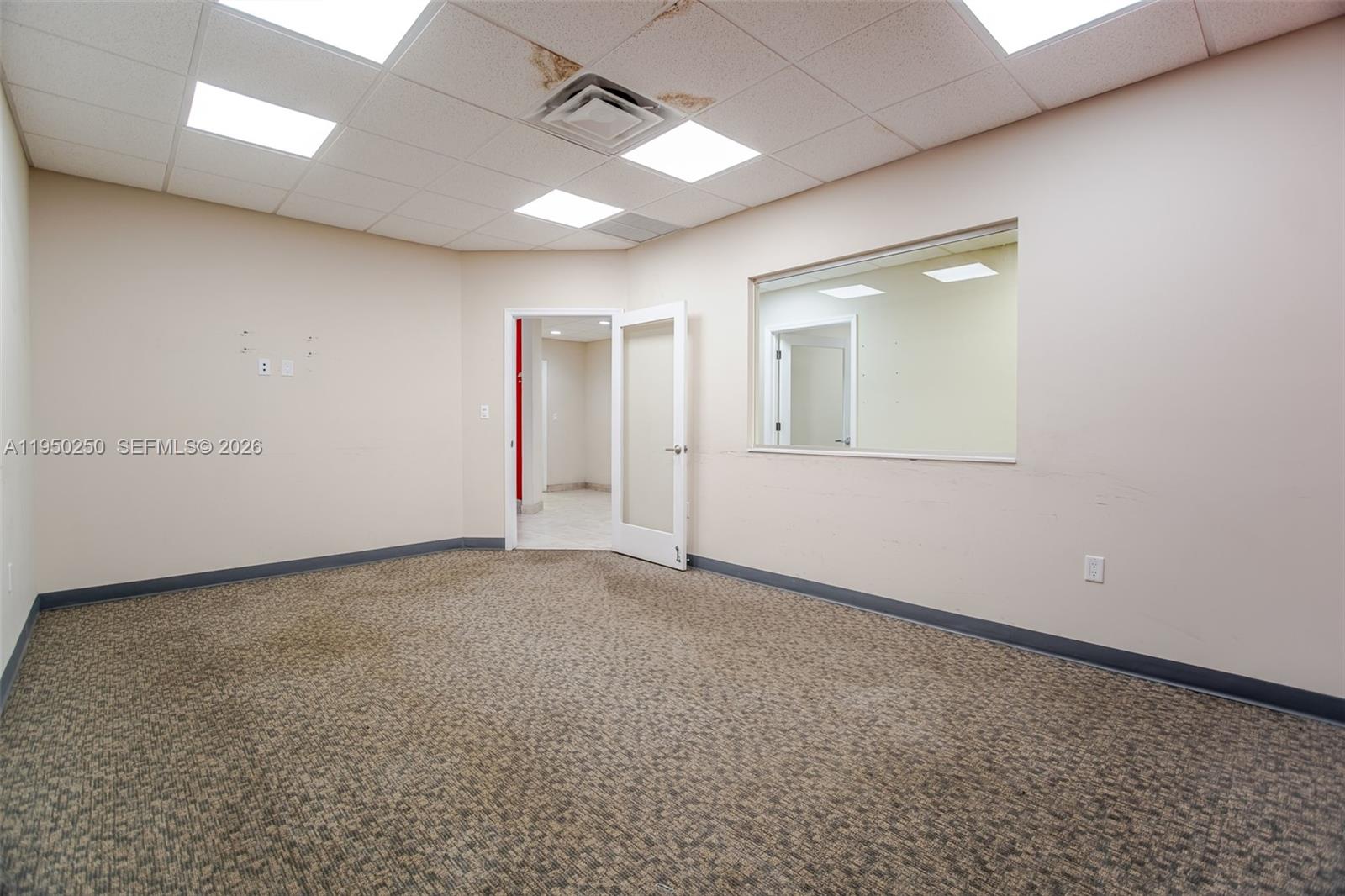   /   sq. ft. $ 2026-01-21 0 Photo