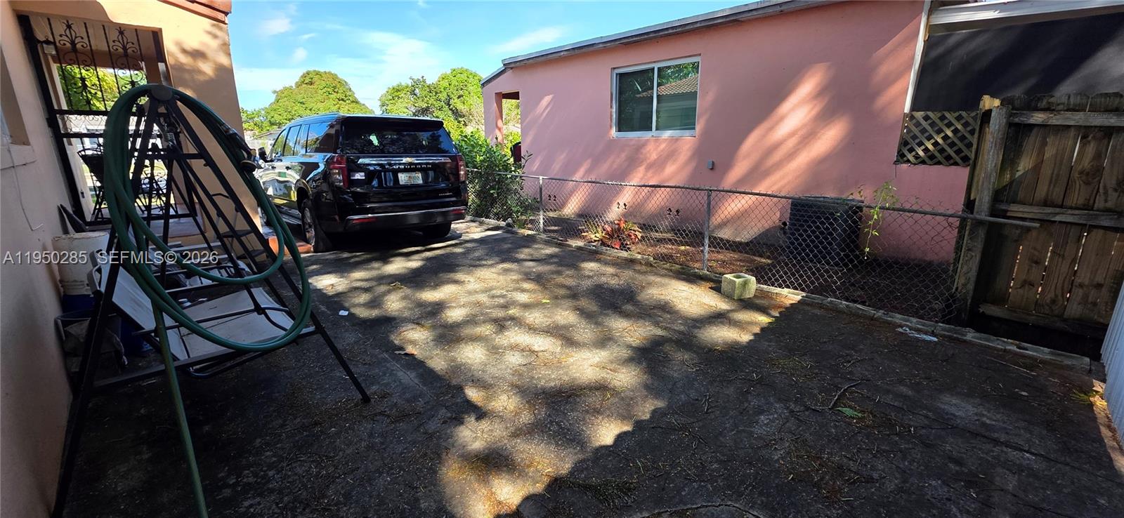 1210 3 / 1 975 sq. ft. $ 2026-01-21 0 Photo