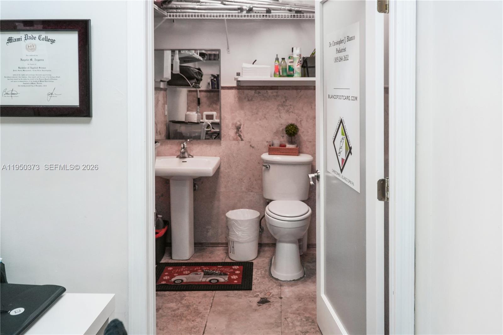 See details 112 / sq. ft. $ 2026-01-21 0 Photo