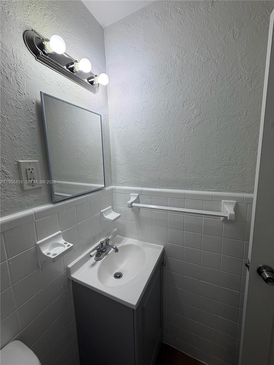   /  1700 sq. ft. $ 2026-01-31 0 foto