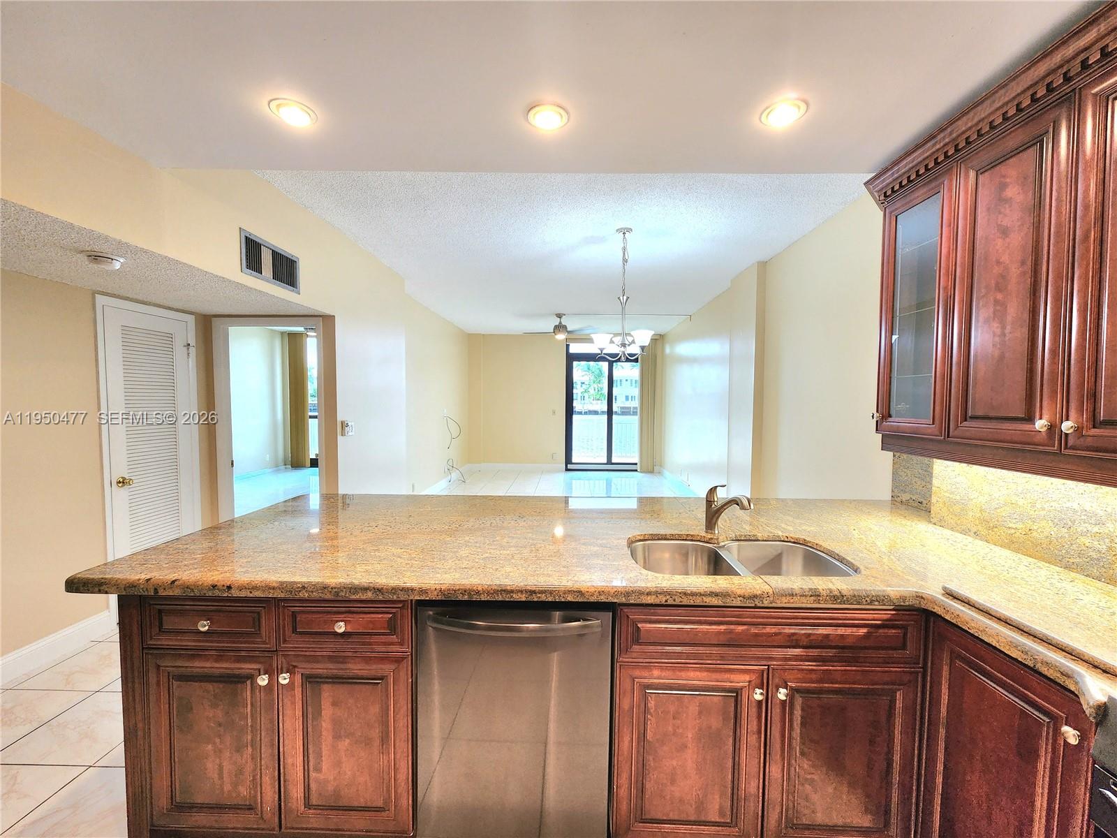 Photo of 1600 Ocean Dr #1C, Hollywood, Florida, 33019 -