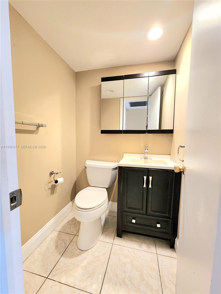 Photo of 1600 Ocean Dr #1C, Hollywood, Florida, 33019 -