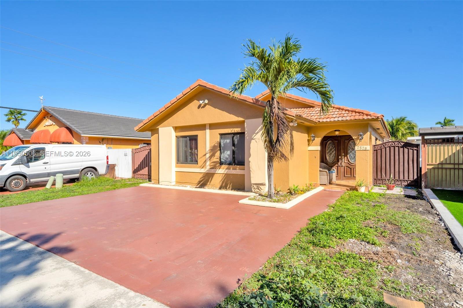 Ver detalles 7579 4 / 2 1430 sq. ft. $ 2026-05-26 0 foto