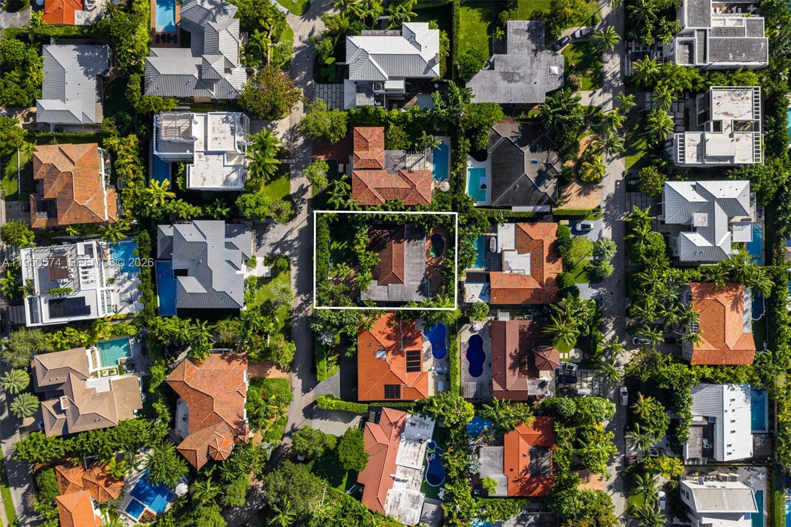   /   кв.футов $ 2026-01-22 0 Фото